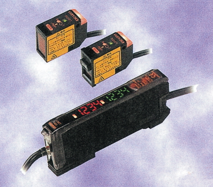 OMRON欧姆龙.放大器分离光电传感器E3C−LDA