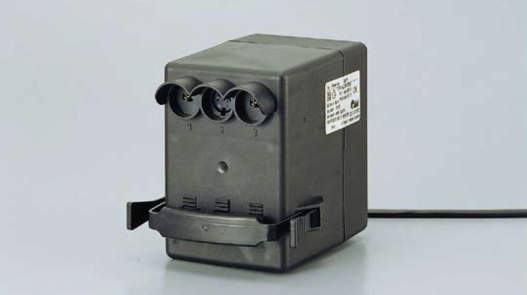 スガツネ工業(株) 电动升降装置用控制单元